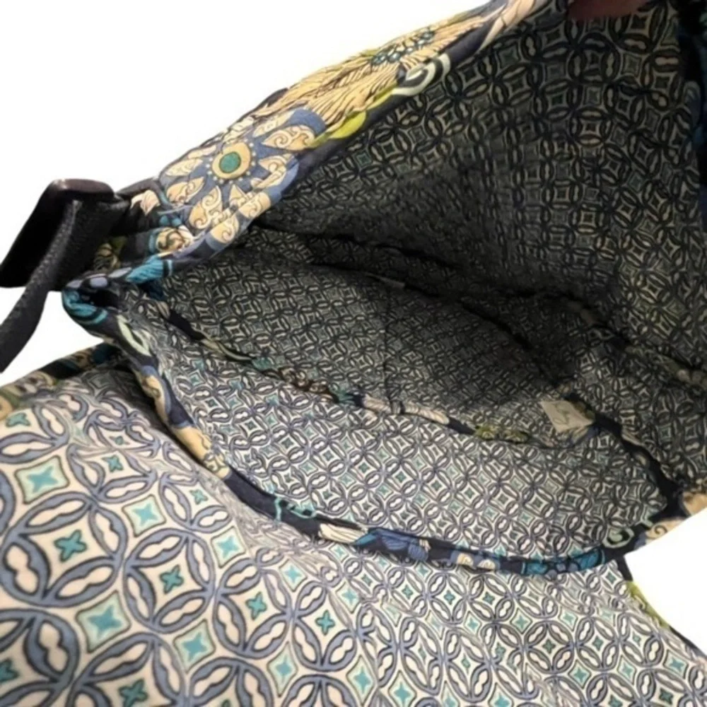 Vera Bradley Blue Messenger Bag Floral Lindsey Laptop Briefcase Book Bag 14x10x4